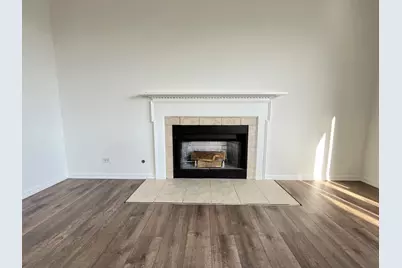 337 W Caldwell Drive, Round Lake, IL 60073 - Photo 10