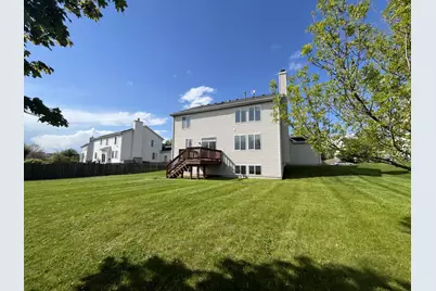337 W Caldwell Drive, Round Lake, IL 60073 - Photo 44