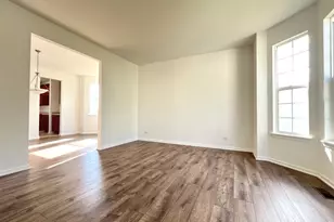 337 W Caldwell Dr, Round Lake, IL 60073 - Photo 14