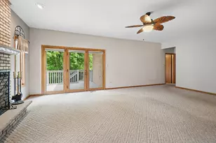 10814 Pamela Ln, Orland Park, IL 60467 - Photo 12