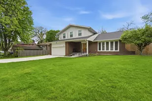 4452 Burgundy Pl, Lisle, IL 60532 - Photo 42