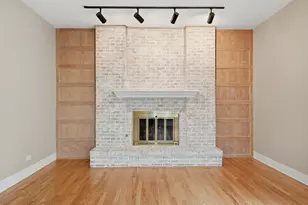 4452 Burgundy Pl, Lisle, IL 60532 - Photo 12