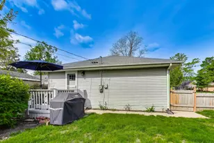 321 N Fairview Ave, Mount Prospect, IL 60056 - Photo 26