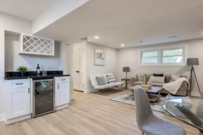 9132 Lincolnwood Drive, Evanston, IL 60203 - Photo 20
