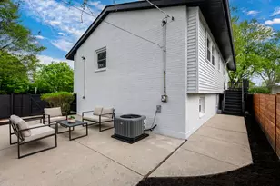 9132 Lincolnwood Dr, Evanston, IL 60203 - Photo 34