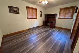 310 E 14th St, Sterling, IL 61081 - Photo 14