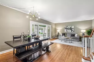 128 W Park St, Mundelein, IL 60060 - Photo 10