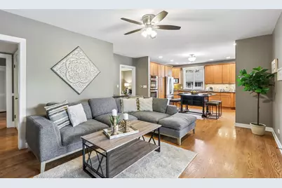 128 W Park Street, Mundelein, IL 60060 - Photo 6