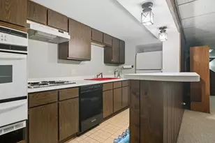 135 Hillcrest Ct, Barrington, IL 60010 - Photo 28