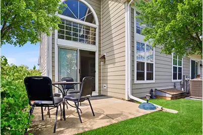 605 Kingsbridge Drive, Carol Stream, IL 60188 - Photo 24