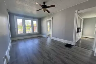 317 Lake Ave, Woodstock, IL 60098 - Photo 10