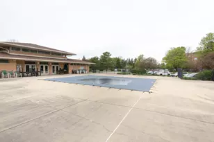 710 Creekside Dr, Mount Prospect, IL 60056 - Photo 6