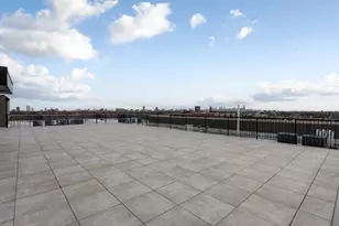 2505 W Farragut Ave, Chicago, IL 60625 - Photo 12