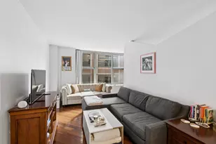 777 N Michigan Ave, Chicago, IL 60611 - Photo 4