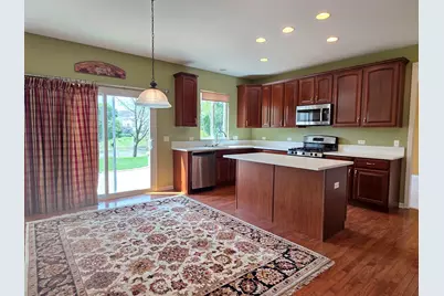 1575 McClellan Drive, Lindenhurst, IL 60046 - Photo 20