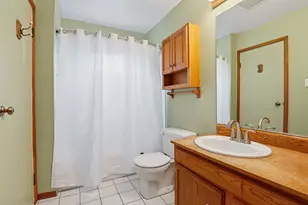 828 Tamms Ln, Bolingbrook, IL 60440 - Photo 18