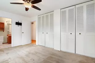 828 Tamms Ln, Bolingbrook, IL 60440 - Photo 16