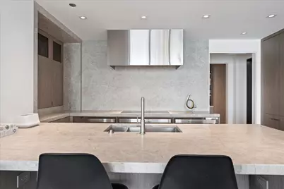 180 E Pearson Street #5602, Chicago, IL 60611 - Photo 14