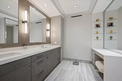 180 E Pearson Street #5602, Chicago, IL 60611 - Photo 22