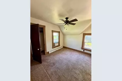 913 W 4th Street, Dixon, IL 61021 - Photo 12