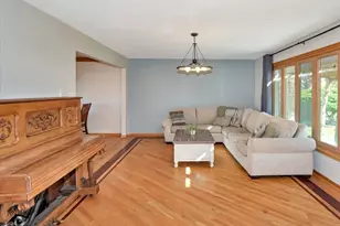 16412 Prairie Dr, Tinley Park, IL 60477 - Photo 6