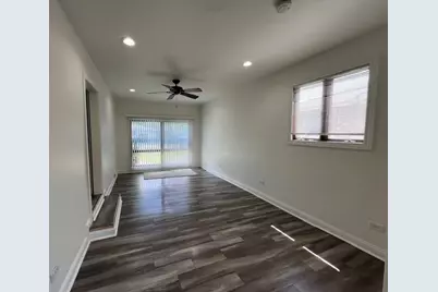 1216 Carswell Avenue #1216, Elk Grove Village, IL 60007 - Photo 12