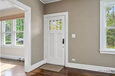 19 N June Terrace, Lake Forest, IL 60045 - Photo 4