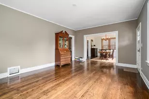 19 N June Terrace, Lake Forest, IL 60045 - Photo 8