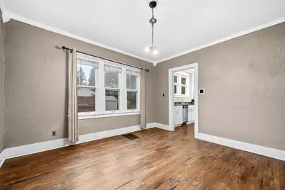 508 S Elmwood Drive, Aurora, IL 60506 - Photo 4