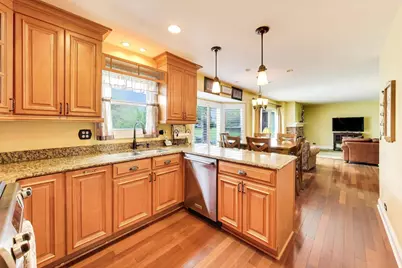 879 Saybrook Lane, Buffalo Grove, IL 60089 - Photo 6