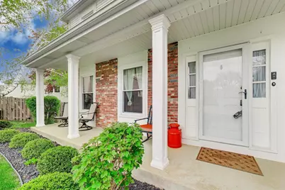 879 Saybrook Lane, Buffalo Grove, IL 60089 - Photo 2