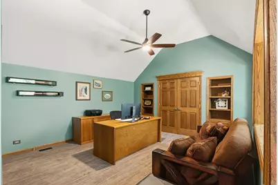 13N470 Chisholm Trail, Elgin, IL 60124 - Photo 20