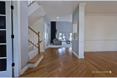 21854 W Murfield Court, Mundelein, IL 60060 - Photo 4