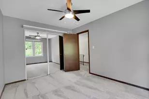 940 French Dr, Mundelein, IL 60060 - Photo 26
