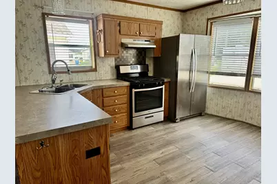 2705 St Vincents Avenue #2, Lasalle, IL 61301 - Photo 8