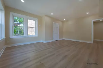 7727 S Carpenter Street, Chicago, IL 60620 - Photo 6