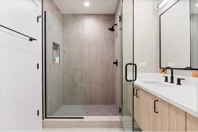 3217 N Clark Street #201, Chicago, IL 60657 - Photo 12