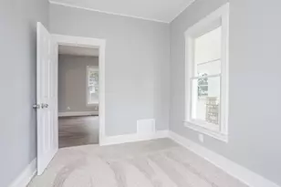 125 E Jackson St, Cullom, IL 60929 - Photo 10