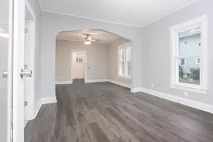 125 E Jackson St, Cullom, IL 60929 - Photo 2