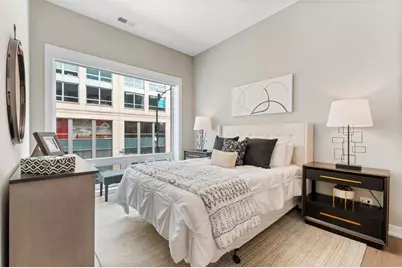 3217 N Clark Street #202, Chicago, IL 60657 - Photo 8