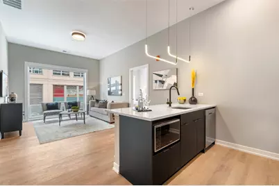 3217 N Clark Street #202, Chicago, IL 60657 - Photo 2
