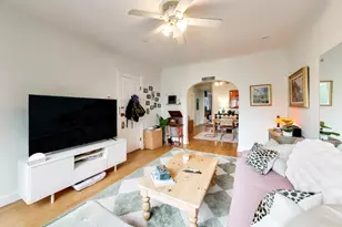3243 N Hoyne Ave, Chicago, IL 60618 - Photo 12