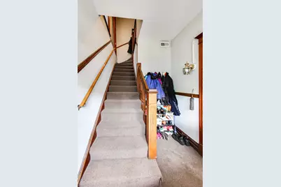3243 N Hoyne Avenue, Chicago, IL 60618 - Photo 2