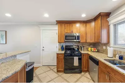 408 N Windsor Drive, Arlington Heights, IL 60004 - Photo 6