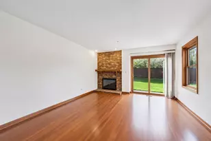 37 Terrace Ln, Lake Zurich, IL 60047 - Photo 8