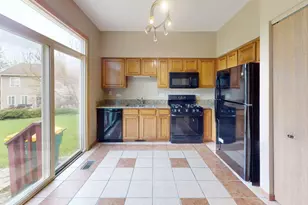 406 Alyssa St, Plano, IL 60545 - Photo 4