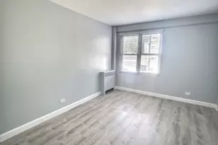 2610 W Balmoral Ave, Chicago, IL 60625 - Photo 12