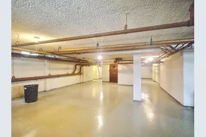2610 W Balmoral Avenue #105, Chicago, IL 60625 - Photo 16