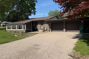 1100 Wacker Dr, Ottawa, IL 61350 - Photo 2