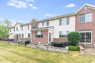2768 Blakely Ln, Naperville, IL 60540 - Photo 22